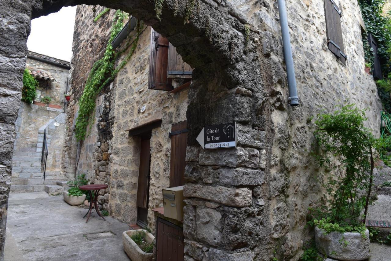 Gite De La Tour Saint-Guilhem-le-Desert Buitenkant foto